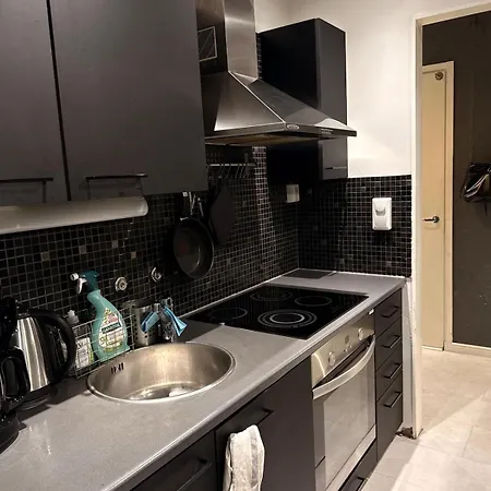 Apartamento Persoonallinen Kaksio Keskustan Vierestae Tampere